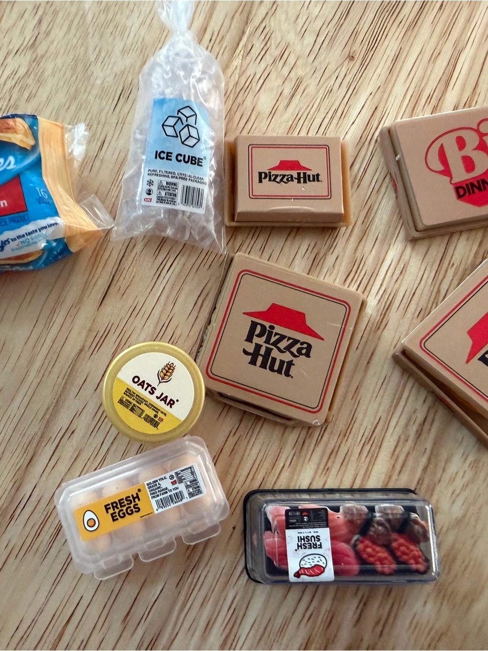 Zuru mini brands fill the frig HTF ICE  EGGS  ZUCCHINI